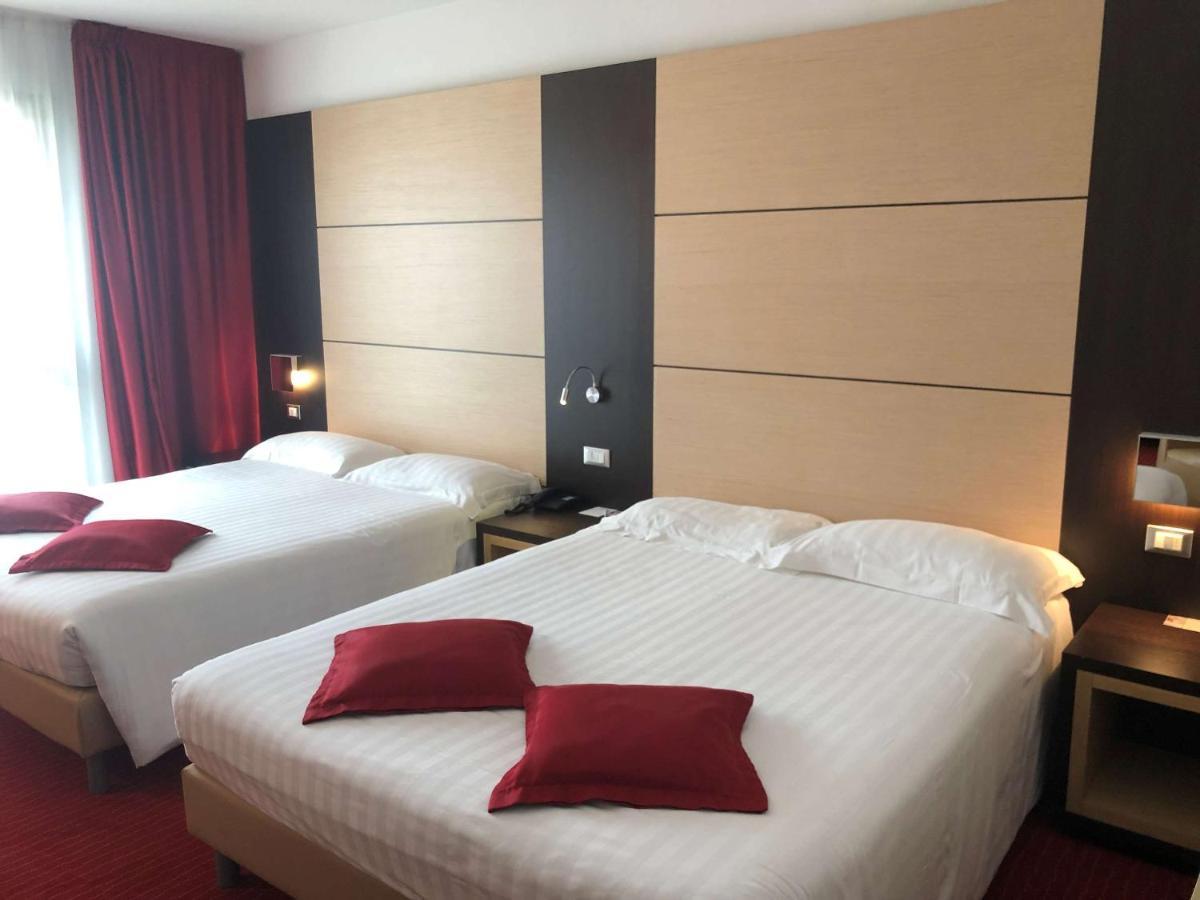 Best Western Plus Hotel Galileo Padova Esterno foto