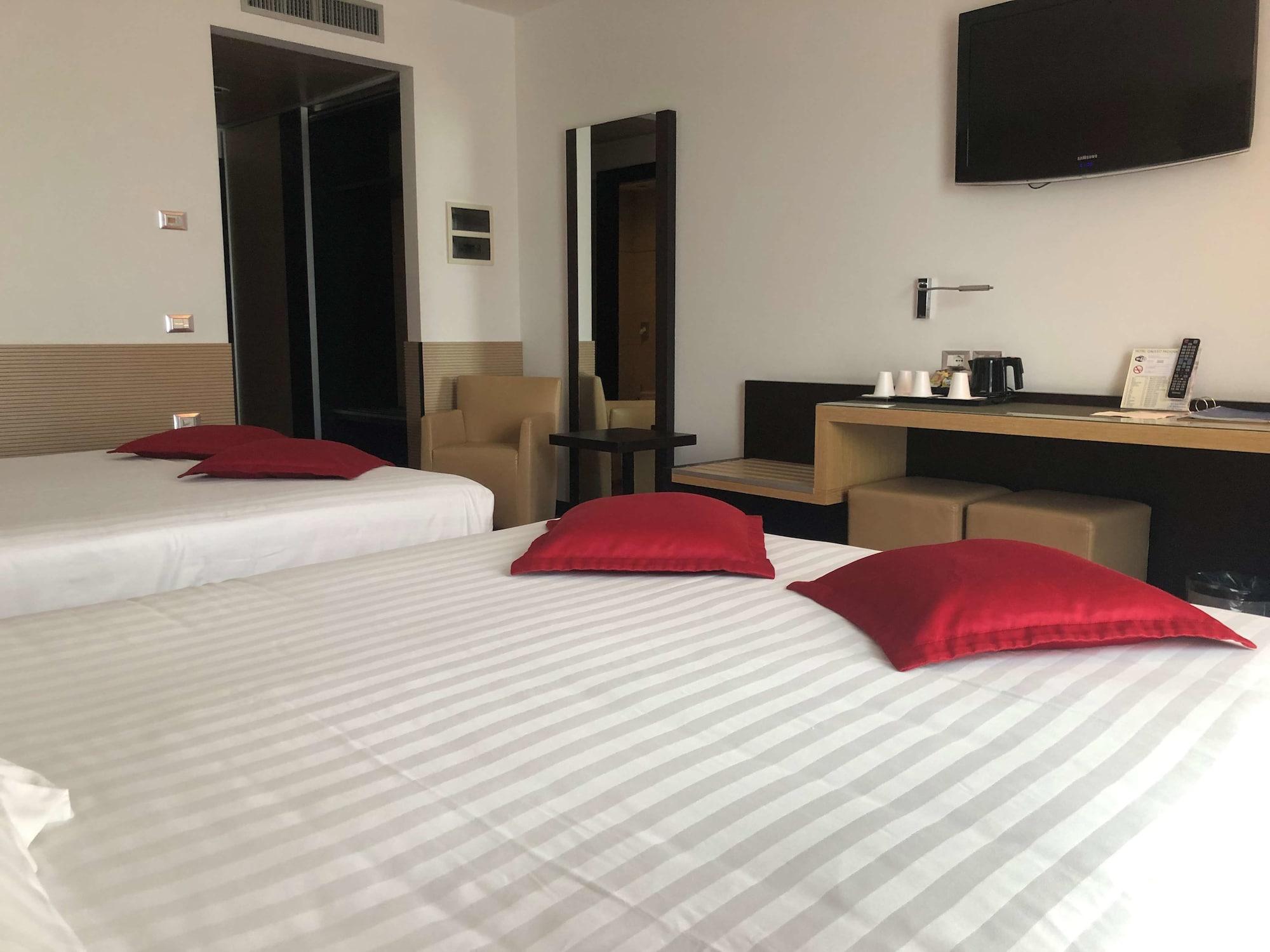 Best Western Plus Hotel Galileo Padova Esterno foto