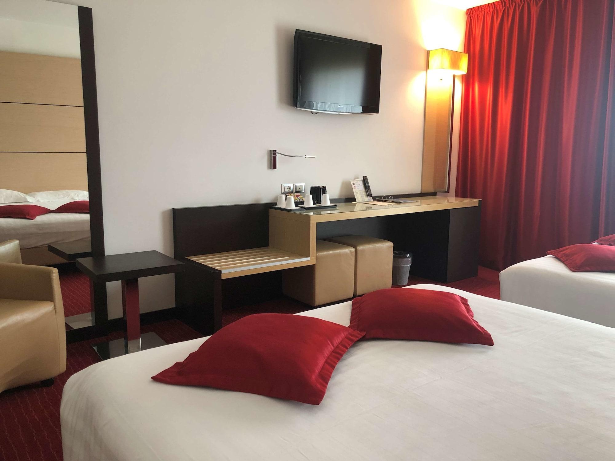 Best Western Plus Hotel Galileo Padova Esterno foto