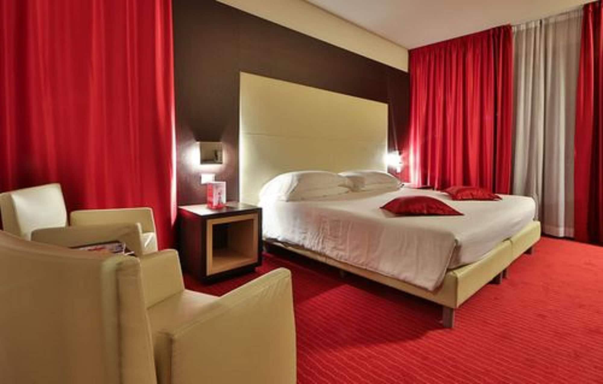 Best Western Plus Hotel Galileo Padova Esterno foto