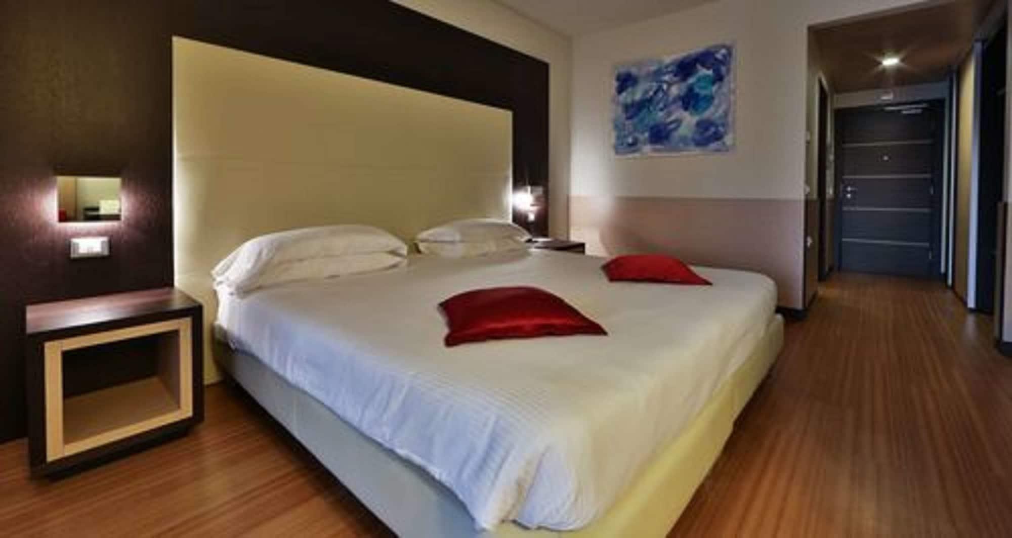 Best Western Plus Hotel Galileo Padova Esterno foto